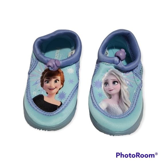 Disney Elsa and Anna Frozen II Disney Princesses Girls Water Shoes Like New - Picture 4 of 16